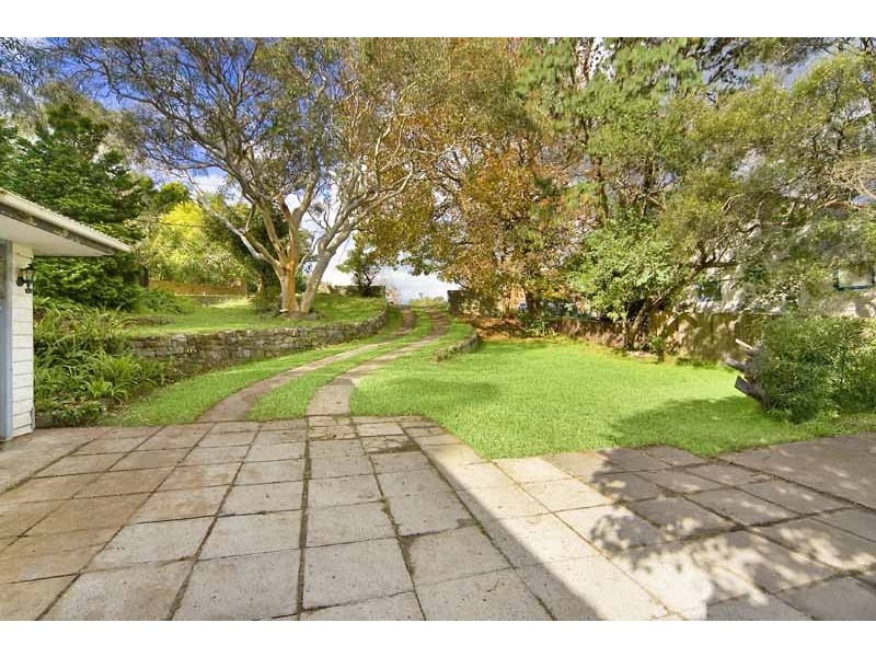 51 Prince Charles Road, Frenchs Forest NSW 2086