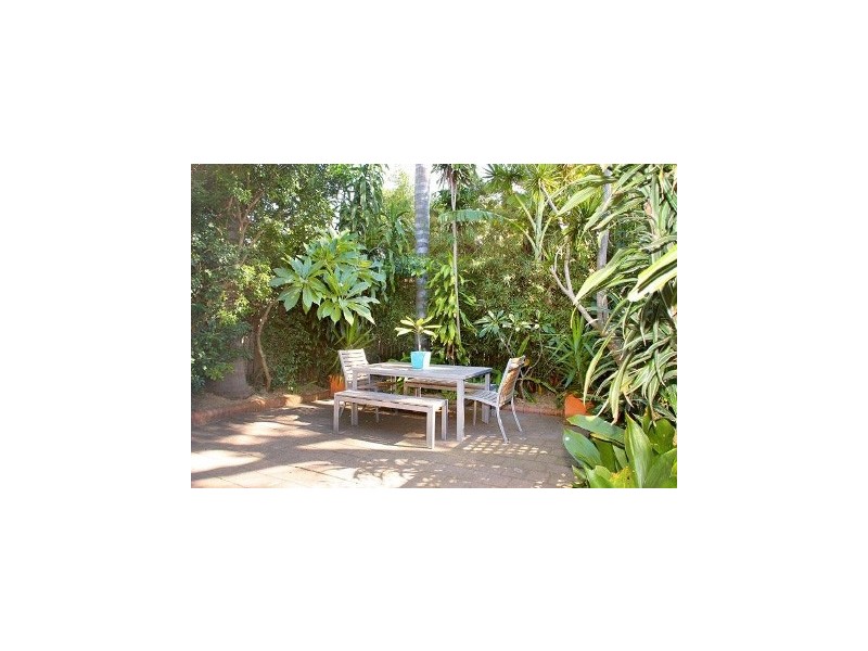 25 Thornton Street, Fairlight NSW 2094