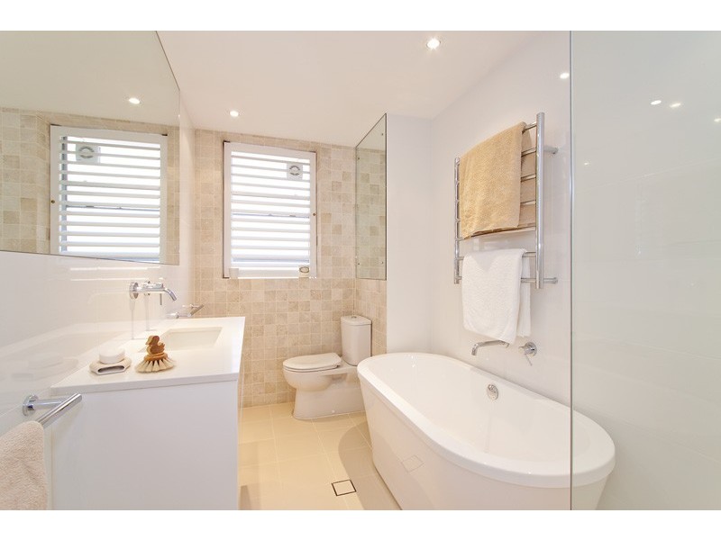 2/15 Fairlight Street, Manly NSW 2095