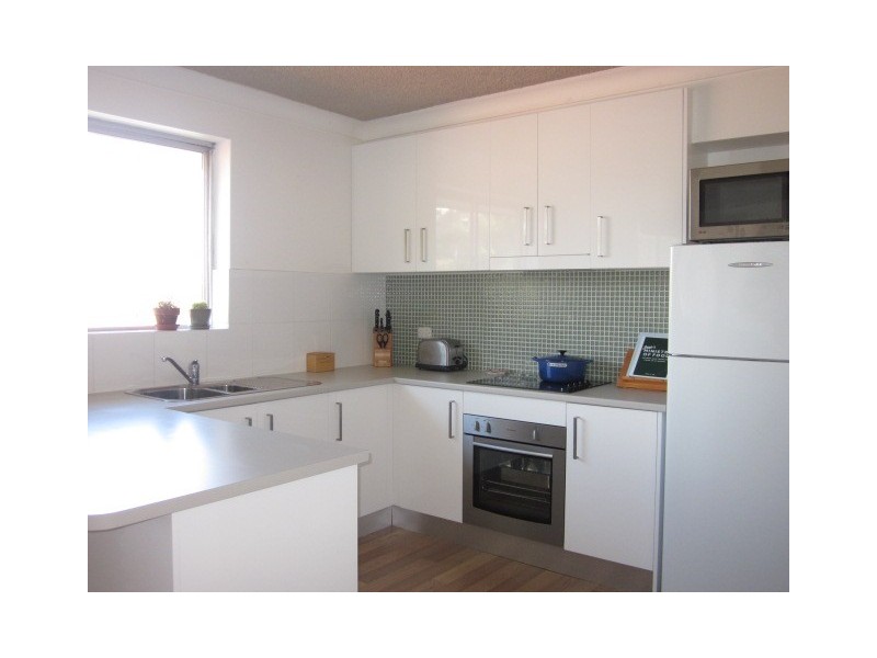 4/15 Oceanview Road, Freshwater NSW 2096