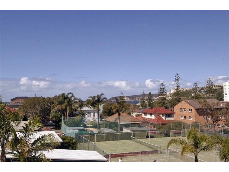 4/15 Oceanview Road, Freshwater NSW 2096