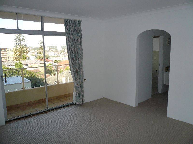 3c/28 Woods Pde, Fairlight NSW 2094