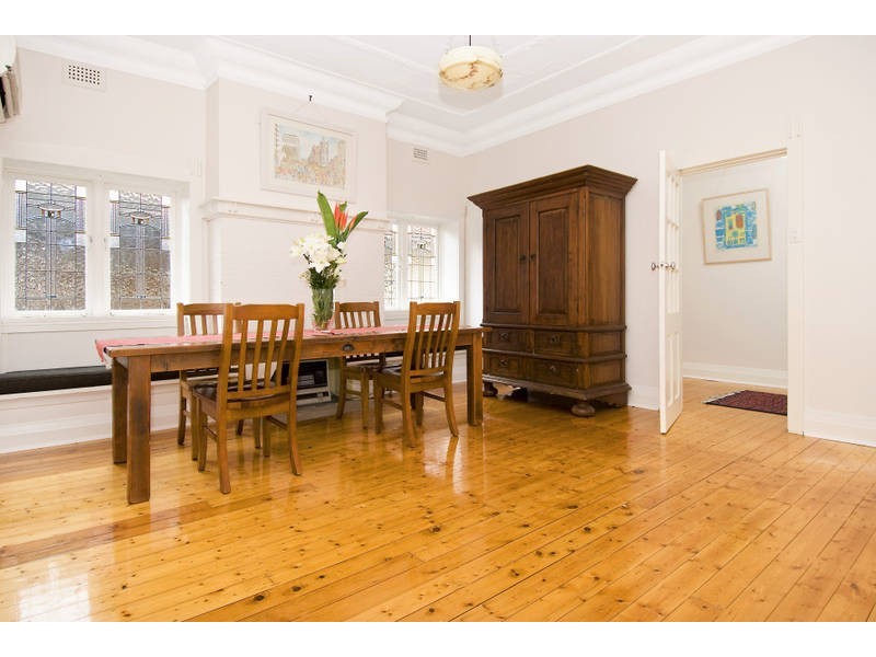 223  Sydney Road, Fairlight NSW 2094