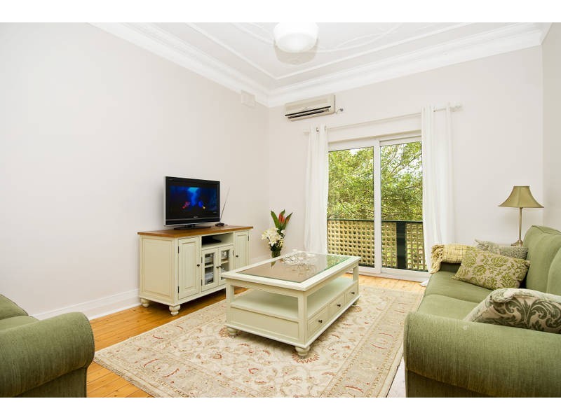 223  Sydney Road, Fairlight NSW 2094