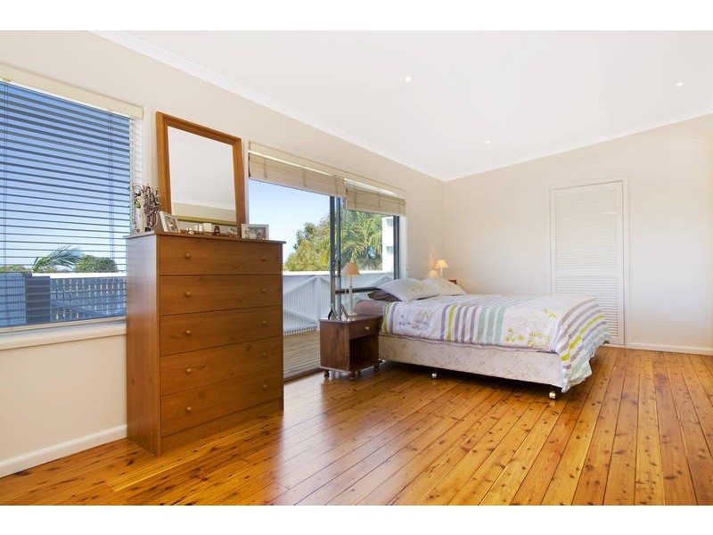 6  Arthur Street, Dee Why NSW 2099