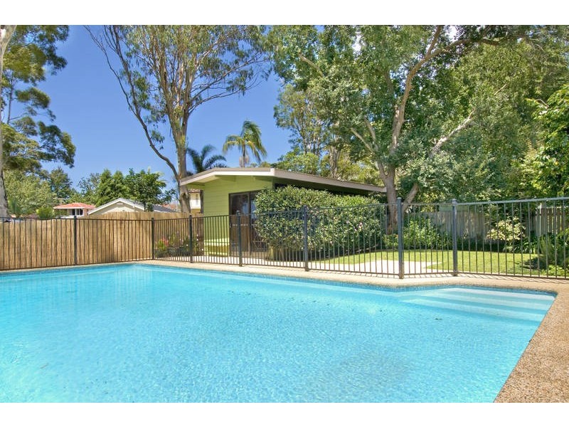 6  Sanananda Avenue, Allambie Heights NSW 2100