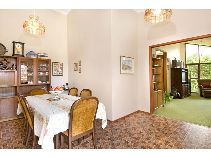 6  Sanananda Avenue, Allambie Heights NSW 2100