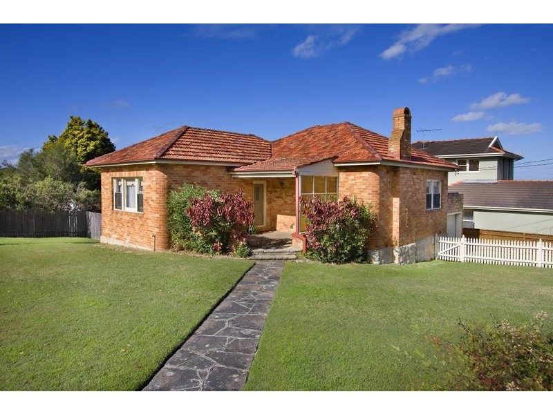 9 Ross Street, Seaforth NSW 2092