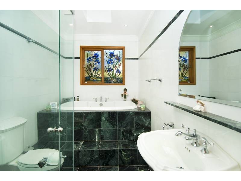 126  Woodland Street, Balgowlah NSW 2093