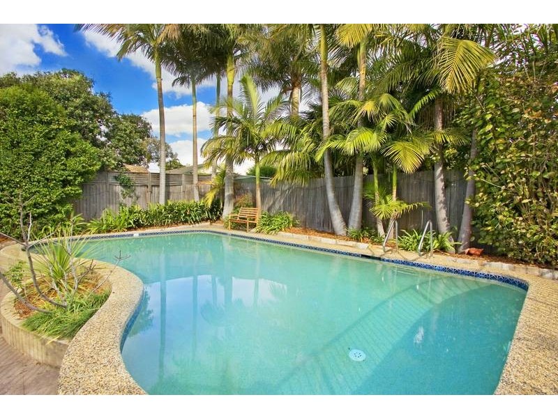 18  Sanananda AVenue, Allambie Heights NSW 2100