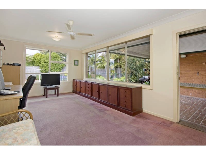 18  Sanananda AVenue, Allambie Heights NSW 2100