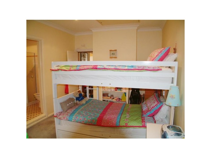 2/14  Clifford Ave, Fairlight NSW 2094