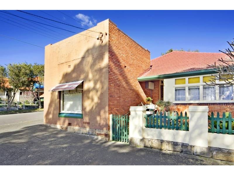 1  Edwin Street, Fairlight NSW 2094