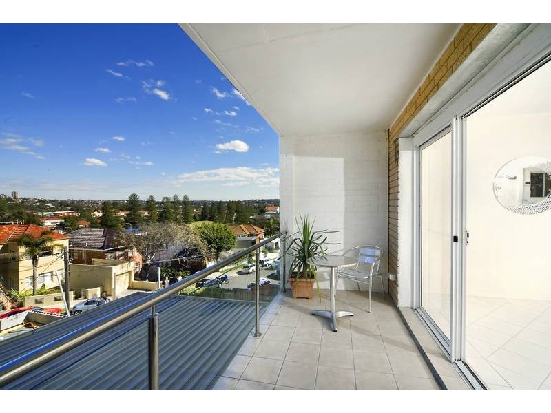 2/9 Greycliffe Street, Queenscliff NSW 2096