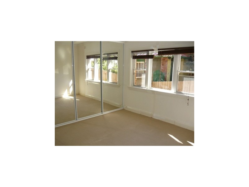 2/220  Sydney Road, Fairlight NSW 2094