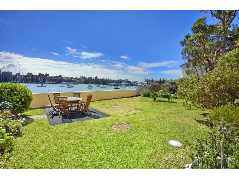 8/24  Cove Avenue, Manly NSW 2095