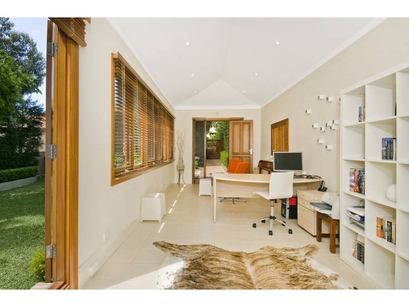 9 Austin Street, Fairlight NSW 2094