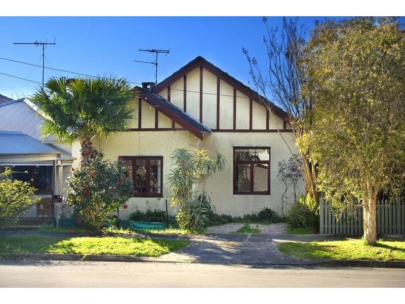 10  Edwin Street, Fairlight NSW 2094