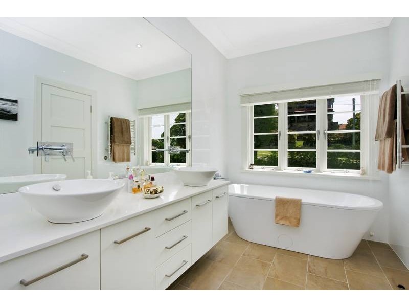 19  Scales Pde, Balgowlah Heights NSW 2093