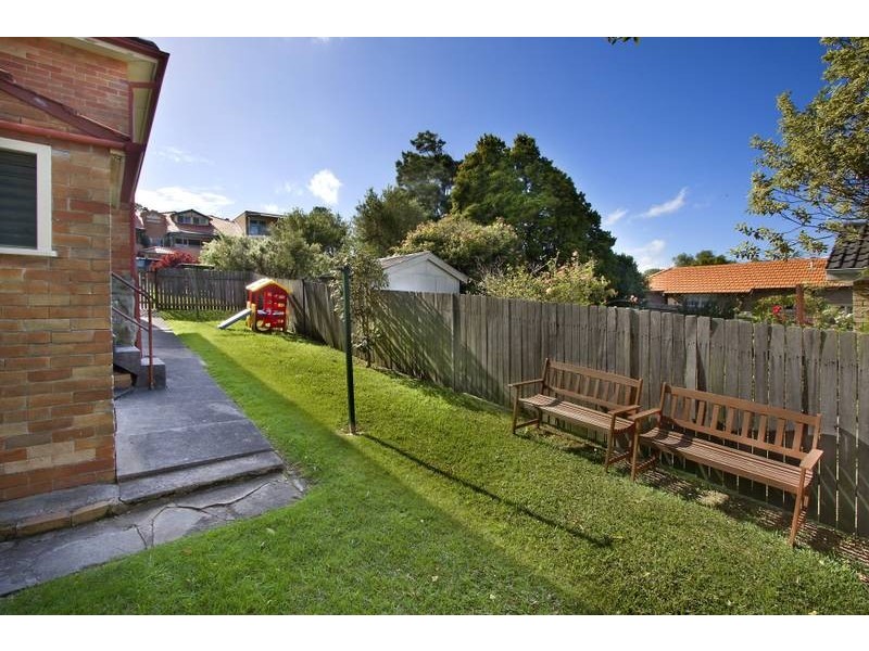 9 Ross Street, Seaforth NSW 2092