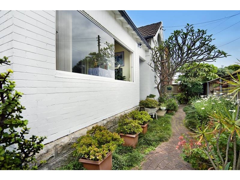 1 Crescent Street, Fairlight NSW 2094