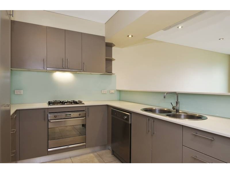 2/6-8  Lawrence Street, Freshwater NSW 2096