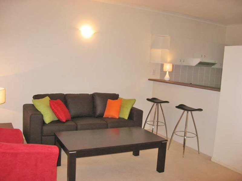 17/34 Lily Street, Cairns North QLD 4870