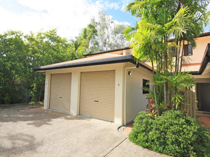 Palm Cove QLD 4879
