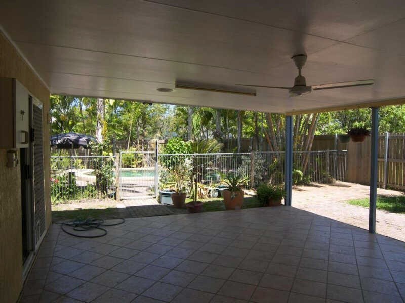 Bentley Park QLD 4869