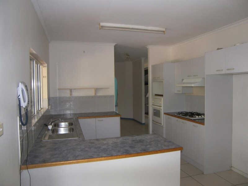 Bentley Park QLD 4869