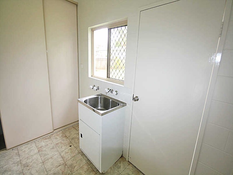 Bentley Park QLD 4869