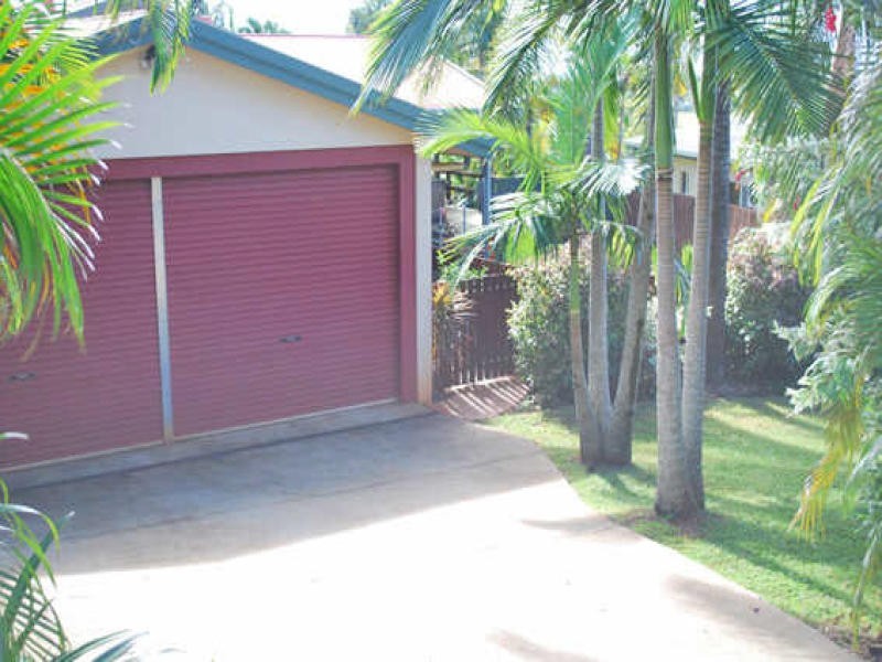 Bentley Park QLD 4869