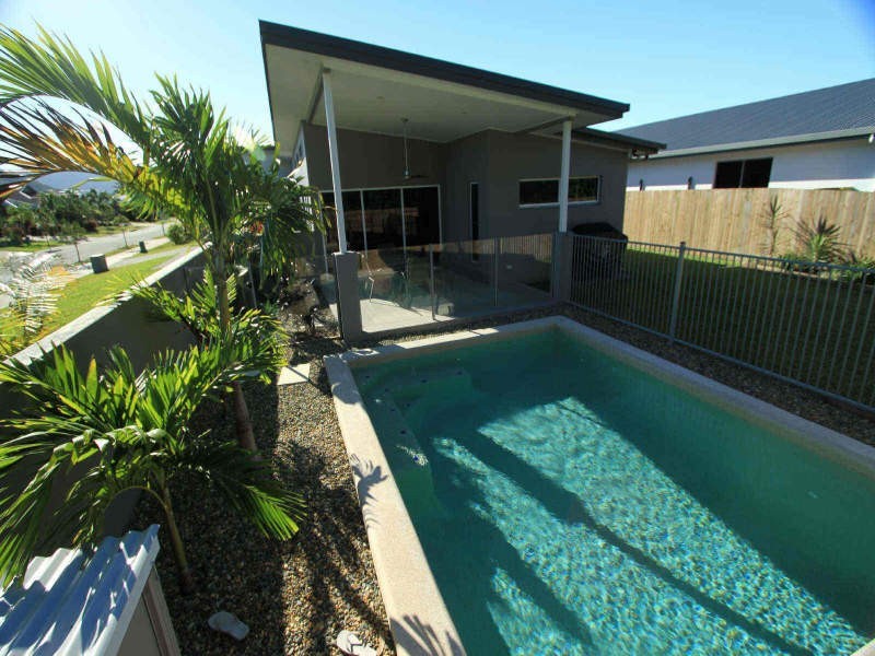 27 Norwood Crescent, Trinity Park QLD 4879