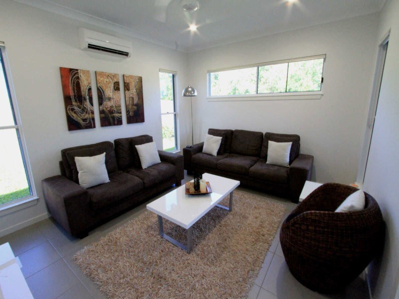 27 Norwood Crescent, Trinity Park QLD 4879