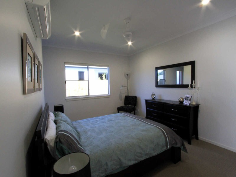 27 Norwood Crescent, Trinity Park QLD 4879