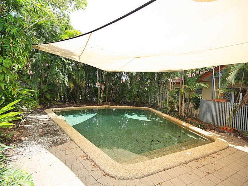 Manoora QLD 4870