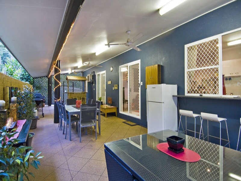 Bentley Park QLD 4869