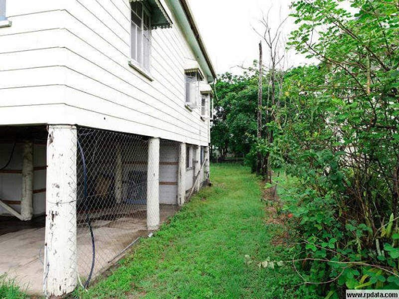 Bungalow QLD 4870