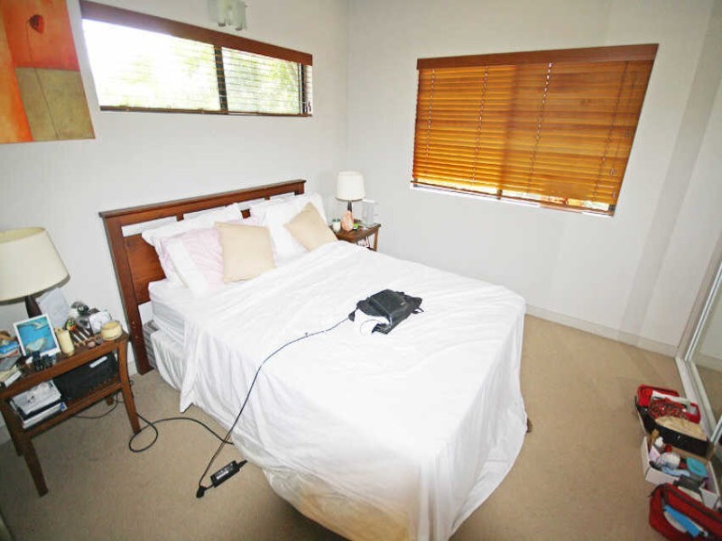 Yorkeys Knob QLD 4878