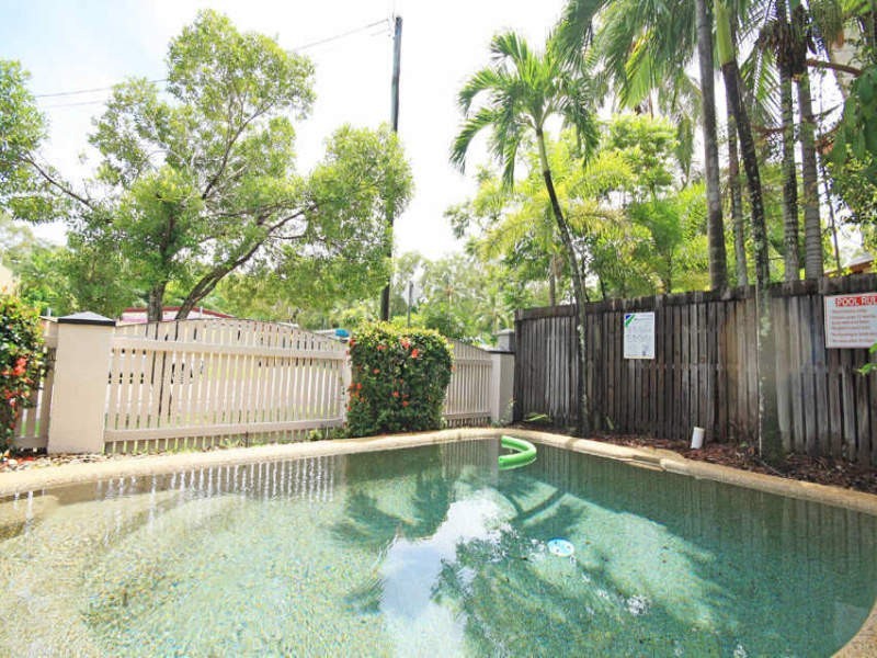 Yorkeys Knob QLD 4878