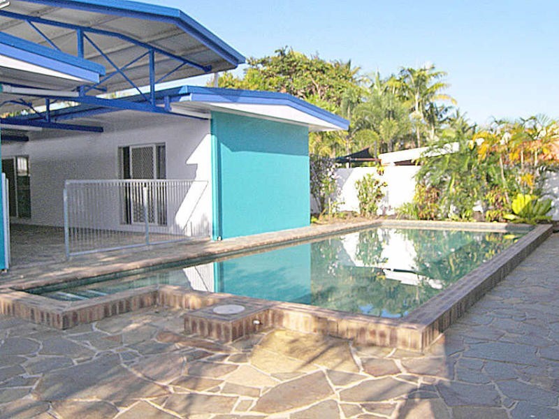 Yorkeys Knob QLD 4878