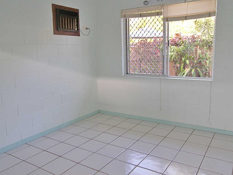 Yorkeys Knob QLD 4878