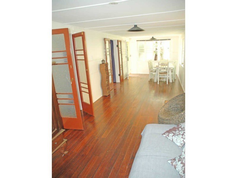 Mooroobool QLD 4870