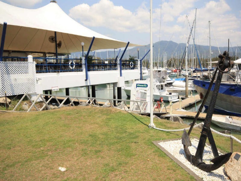 Yorkeys Knob QLD 4878