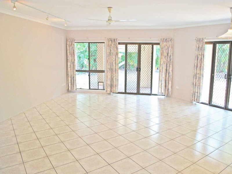 Yorkeys Knob QLD 4878