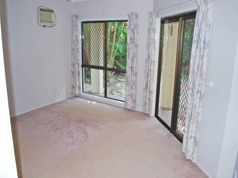 Yorkeys Knob QLD 4878