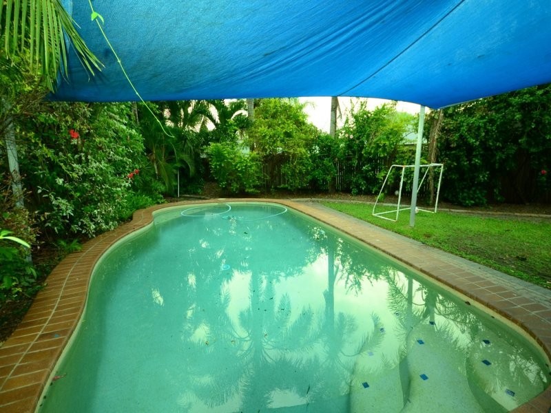 Kewarra Beach QLD 4879