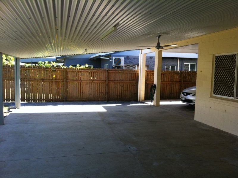 Bentley Park QLD 4869