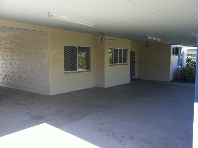Bentley Park QLD 4869