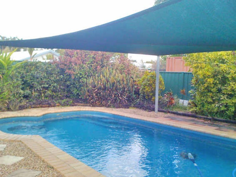 Bentley Park QLD 4869